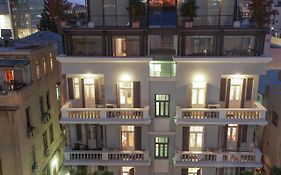 Our Place Apartments & A Luxury Triplex On Rothschild Ave - Families Only